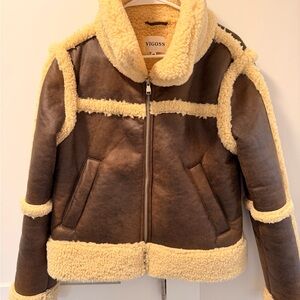 Vigoss Womans Jacket with Brown and Cream Design